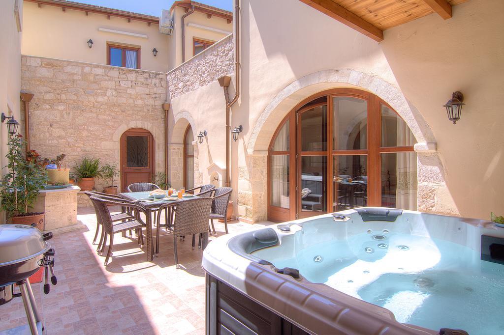 Askoutsi Manor, A Natural Tranquil Retreat, By Thinkvilla Agios Ioannis  Exterior photo